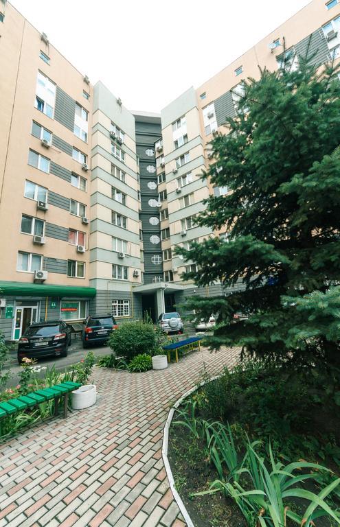 קייב Cozy Apartments On The Left Bank מראה חיצוני תמונה